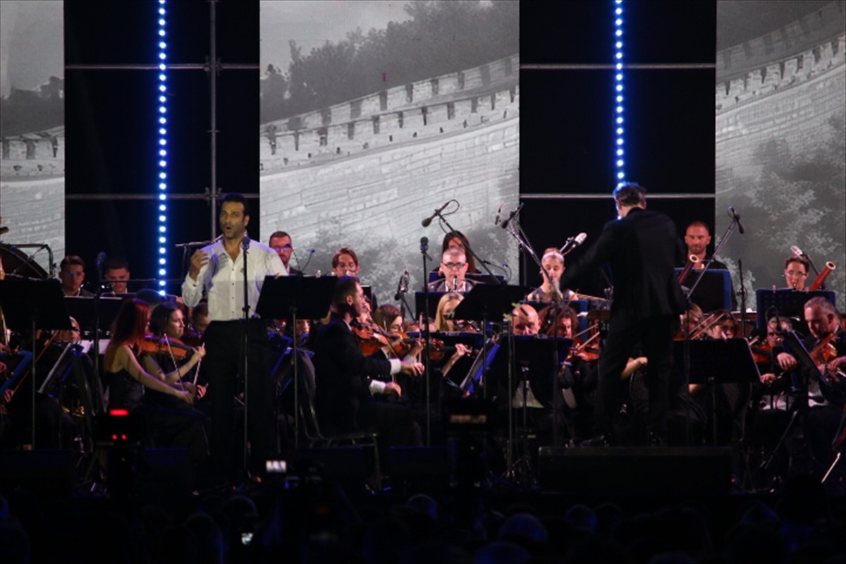 Kosova'nın başkenti Priştine'de "4'üncü Rame Lahaj Uluslararası Opera Festivali"nin gala konseri...