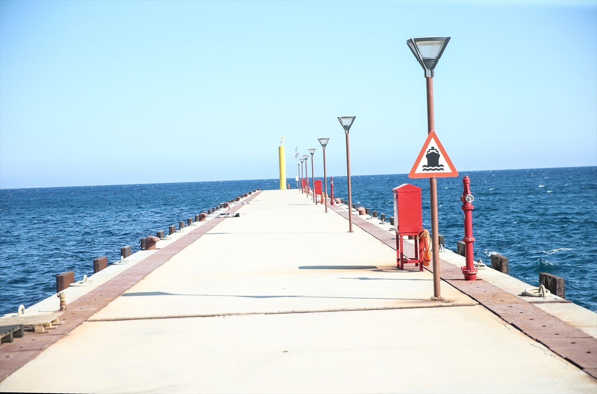 Mersin'in Anamur ilçesinde, Anamur Feribot ve Deniz Uçağı İskelesi'nin açılışı...