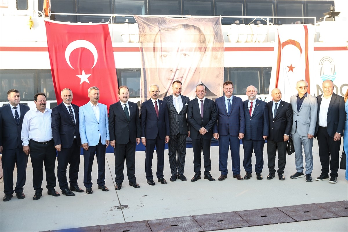 Mersin'in Anamur ilçesinde, Anamur Feribot ve Deniz Uçağı İskelesi'nin açılışı...