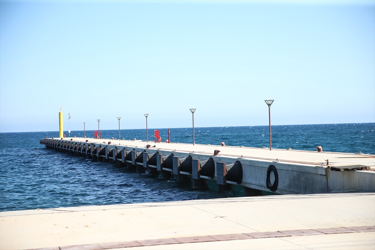 Mersin'in Anamur ilçesinde, Anamur Feribot ve Deniz Uçağı İskelesi'nin açılışı...