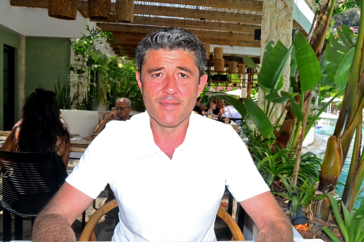 Muğla'nın Fethiye ilçesinde bulunan Ölüdeniz Mahallesi’nde, yoğun turizm sezonu dolayısıyla...