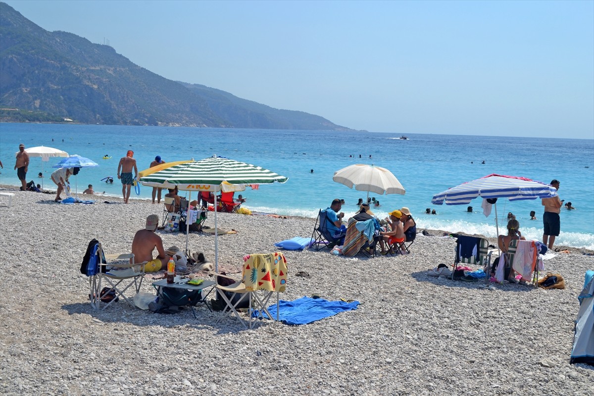 Muğla'nın Fethiye ilçesinde bulunan Ölüdeniz Mahallesi’nde, yoğun turizm sezonu dolayısıyla...