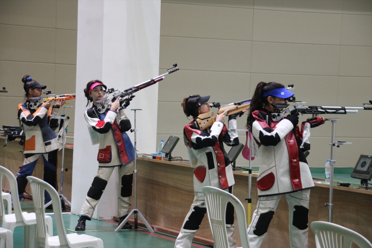 Paris 2024 Olimpiyat Oyunları'nda 10 metre havalı tabanca karışık takım mücadelesinde gümüş...