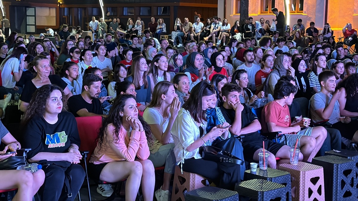  Paris 2024 Olimpiyat Oyunları kadınlar voleybol yarı final mücadelesinde, Türkiye ile İtalya’nın...