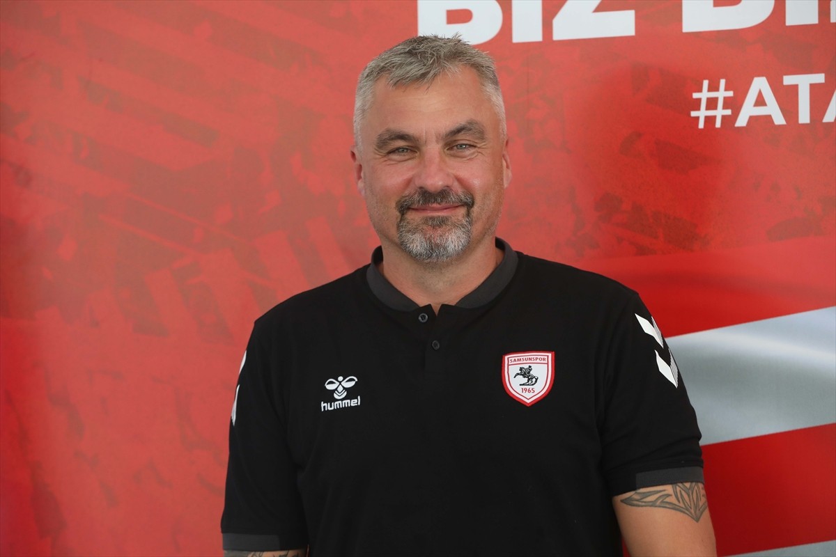 Samsunspor Teknik Direktörü Thomas Reis, Samsunspor'un Nuri Asan Tesisleri'nde düzenlediği basın...