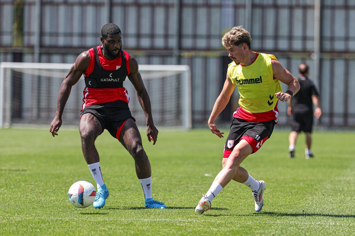Samsunspor, Trendyol Süper Lig'in ilk haftasında sahasında oynayacağı Beşiktaş maçının...