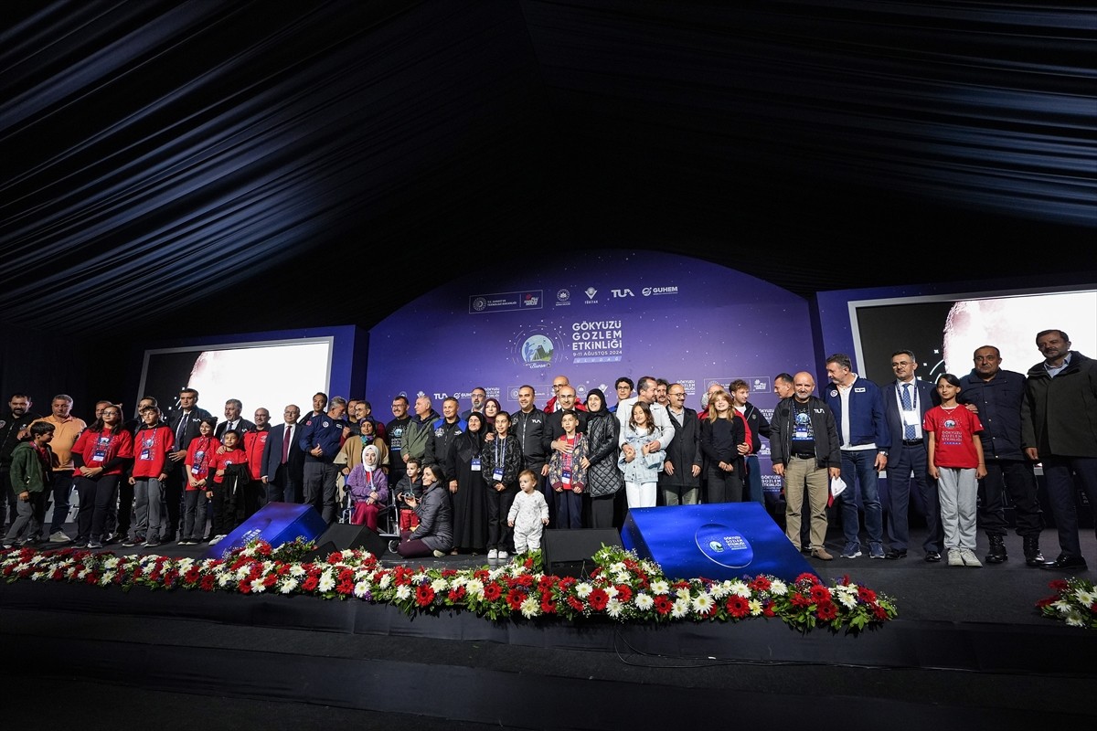 Sanayi ve Teknoloji Bakanı Mehmet Fatih Kacır, bu yıl Bursa Uludağ'da gerçekleştirilen ve 11...