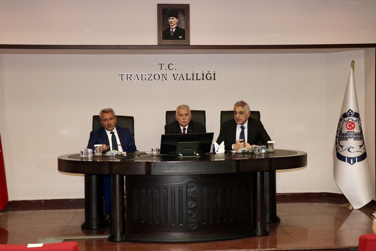 Trabzon'da, "Doğu Karadeniz Havzası Havza Su Kurulu Toplantısı" gerçekleştirildi. İl Tarım ve...