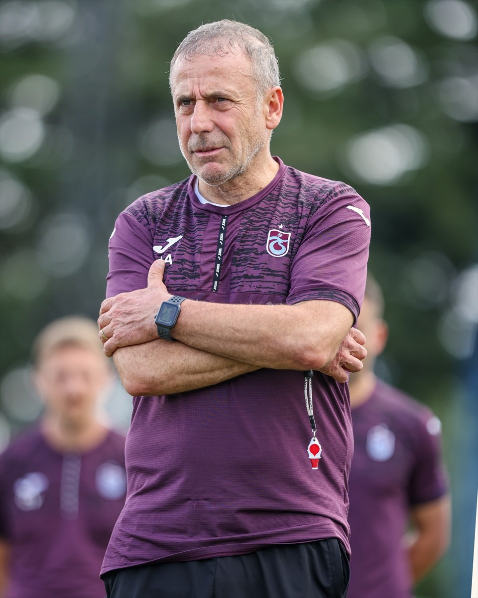 Trabzonspor, UEFA Avrupa Ligi 3. eleme turu rövanşında Avusturya'nın Rapid Wien takımıyla 15...