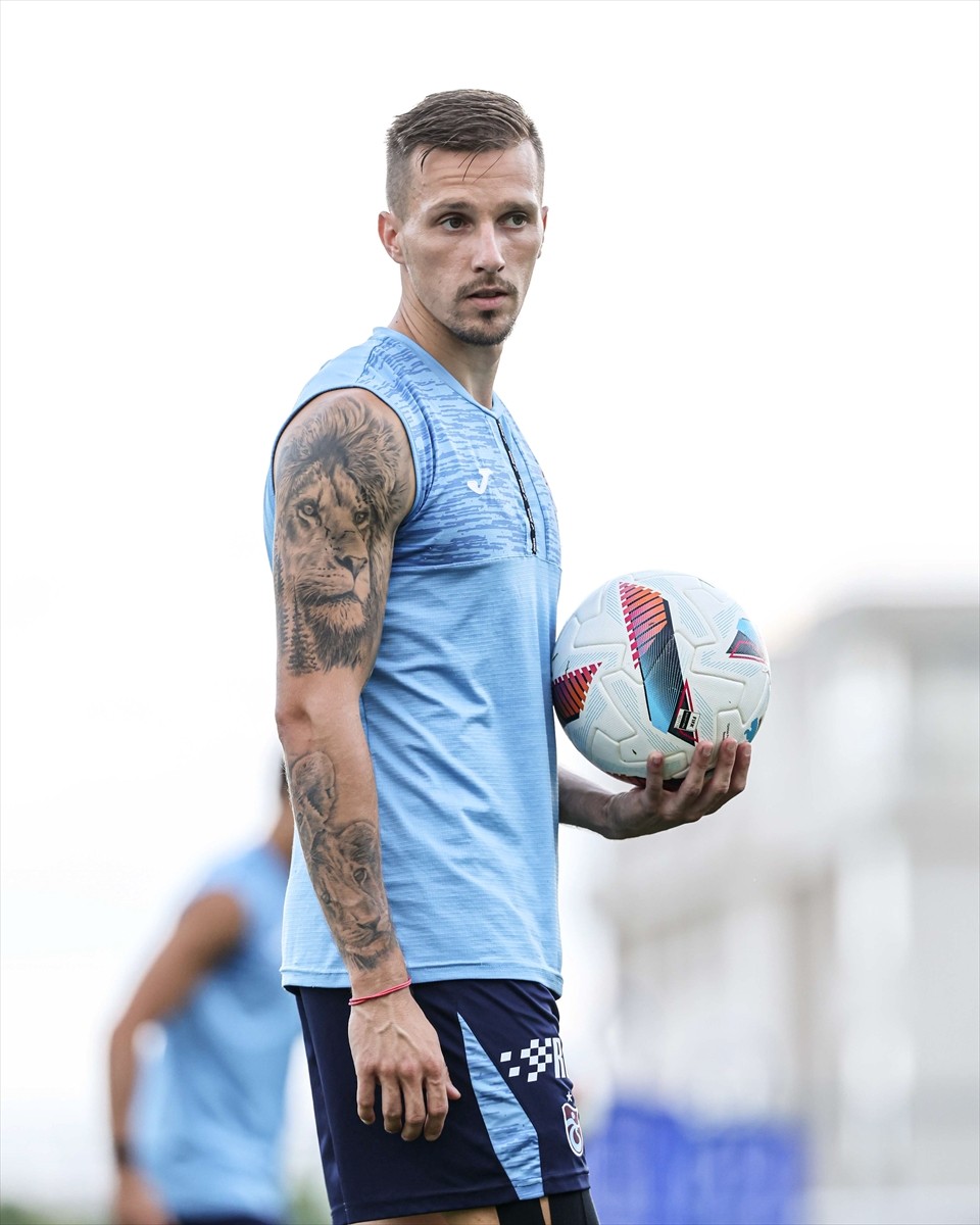 Trabzonspor, UEFA Avrupa Ligi 3. eleme turunda 8 Ağustos Perşembe günü sahasında Avusturya'nın...