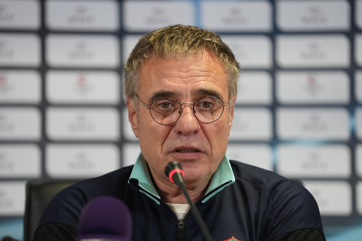 Trendyol 1. Lig'in ilk haftasında Fatih Karagümrük ile Amed Sportif Faaliyetler takımları, Atatürk...