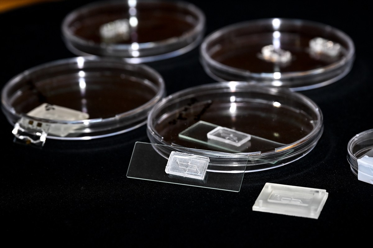 TÜBİTAK desteğiyle, ODTÜ MEMS Merkezi liderliğinde 19 üniversite ve araştırma merkezi ile 7 özel...