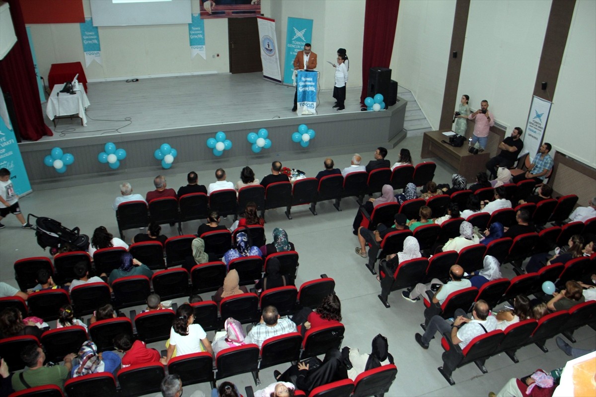 Türkiye Gençlik Vakfı (TÜGVA) tarafından Sinop'ta düzenlenen yaz okulu programının kapanışı...