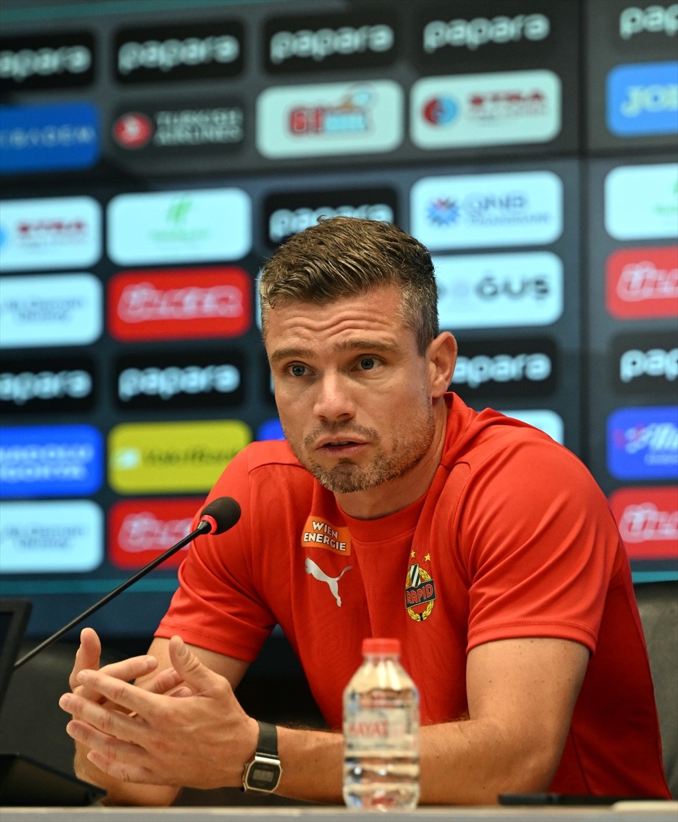 UEFA Avrupa Ligi 3. eleme turunda Trabzonspor'a konuk olacak Rapid Wien'in teknik direktörü Robert...