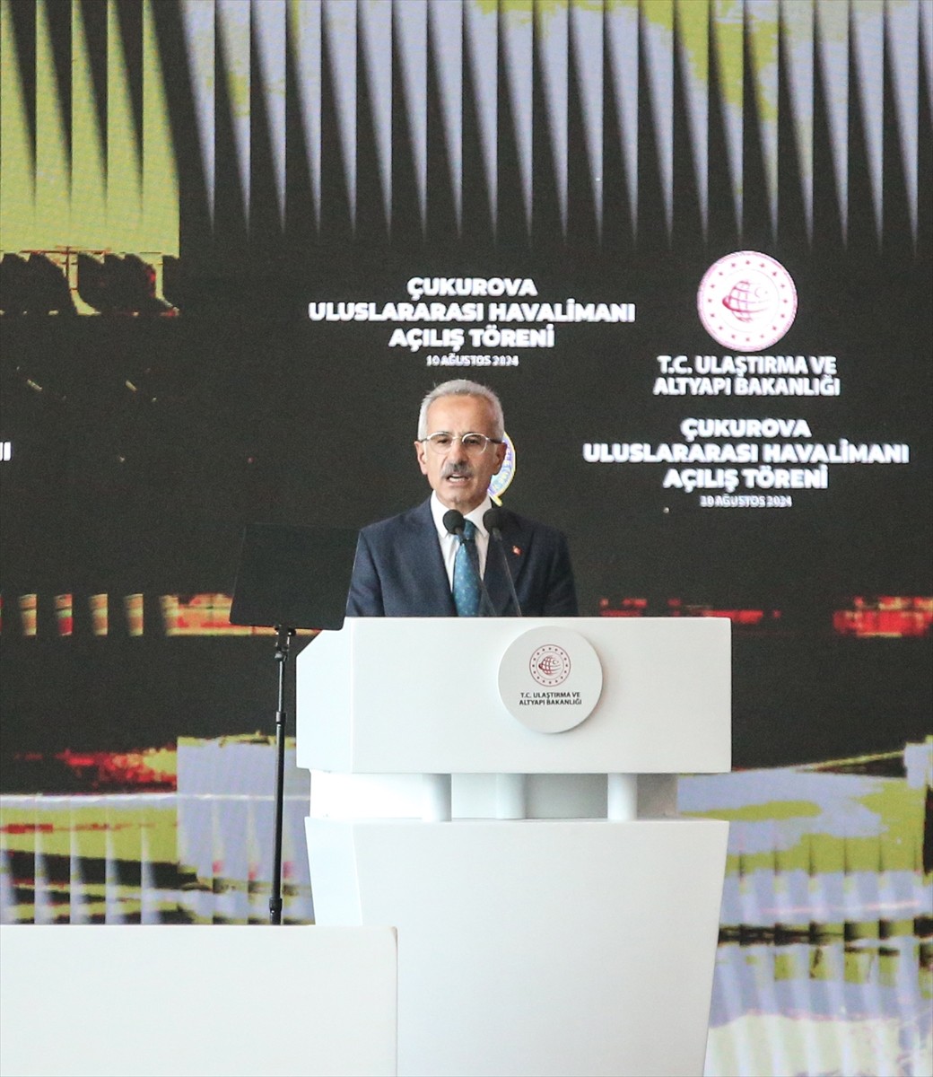 Ulaştırma ve Altyapı Bakanı Abdulkadir Uraloğlu, Cumhurbaşkanı Recep Tayyip Erdoğan'ın katılımıyla...