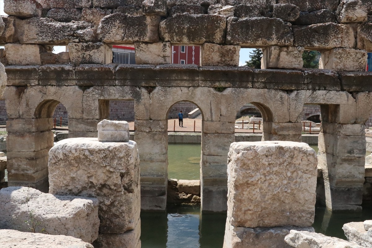 Yozgat'ın Sarıkaya ilçesinde 2018'de UNESCO Dünya Mirası Geçici Listesi'ne alınan ve "Kral Kızı"...