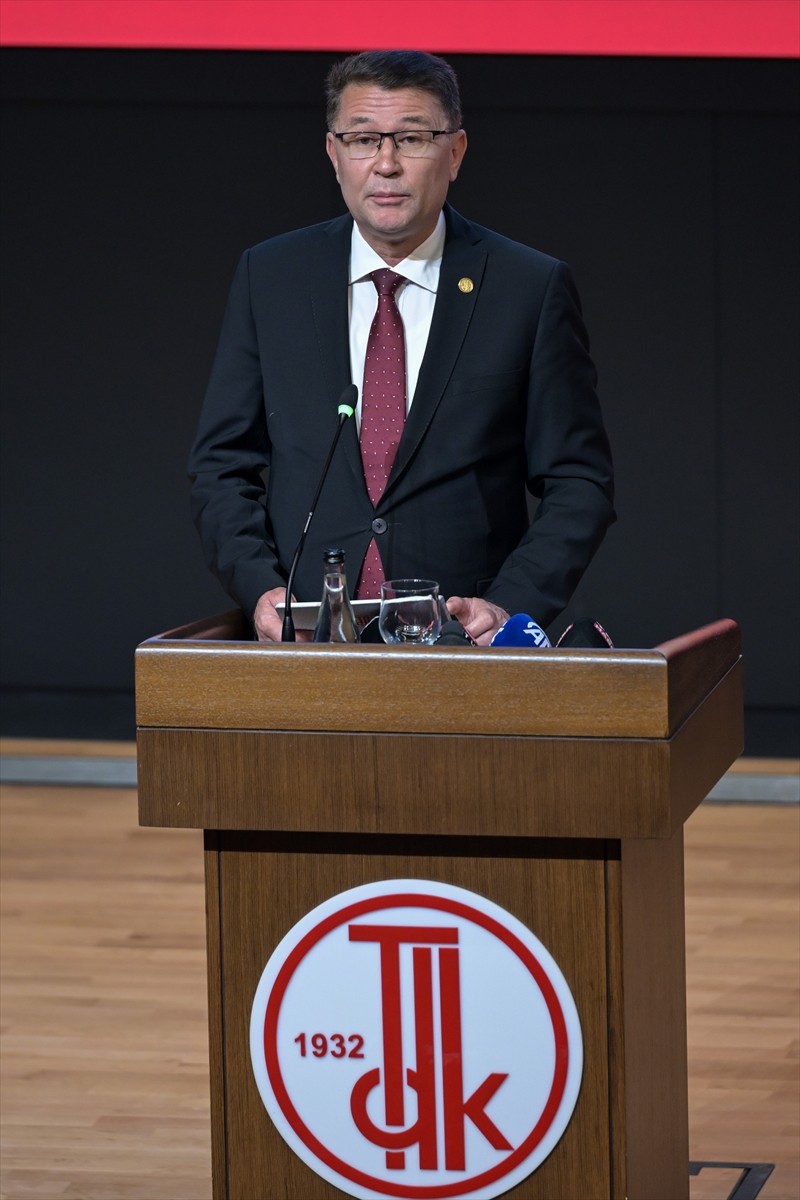 Ankara'da Atatürk Kültür, Dil ve Tarih Yüksek Kurumunun yeni binasındaki konferans salonunda...