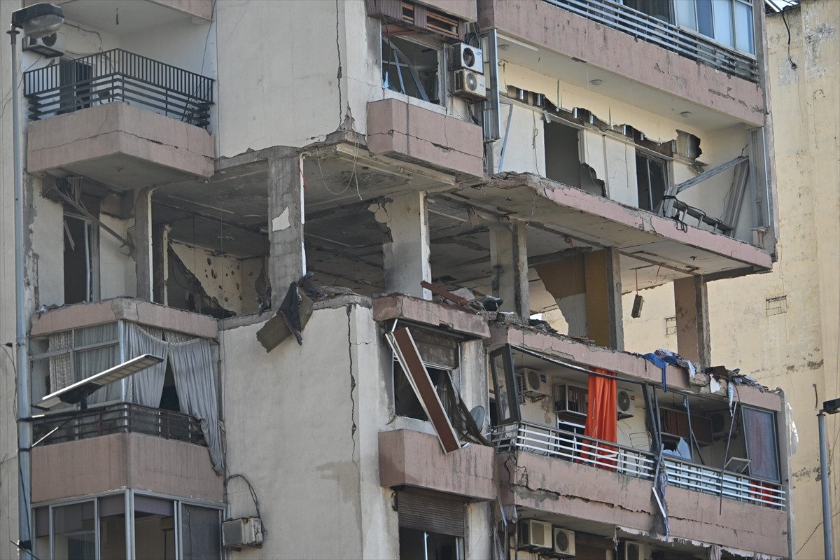 Filistin Halk Kurtuluş Cephesi (FHKC), İsrail'in, Lübnan'ın başkenti Beyrut’un Kola Mahallesi'ne...