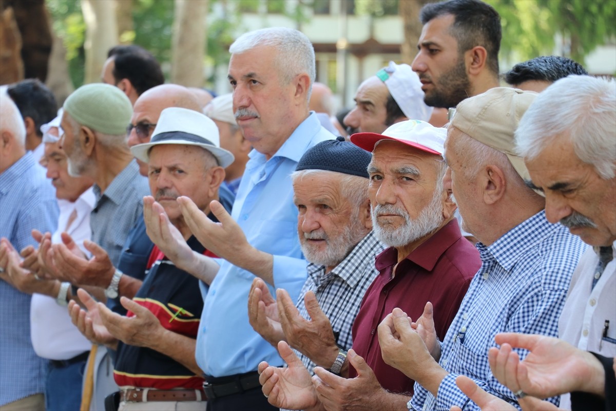 İşgal altındaki Batı Şeria'da İsrail askerlerince katledilen Ayşenur Ezgi Eygi için Amasya'da...