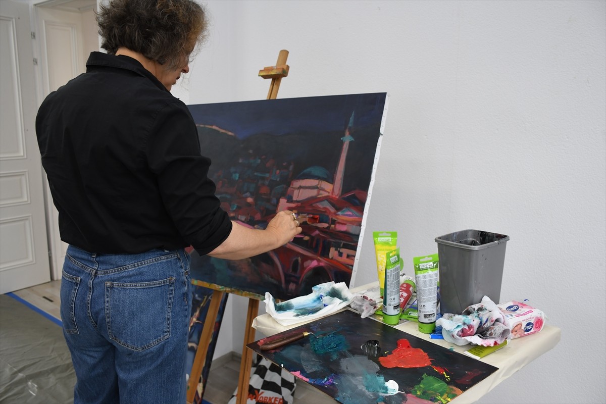 Kosova'nın güneyindeki Prizren şehrinde düzenlenen 22. Uluslararası Sanatla Uyanmak Festivali, "4....