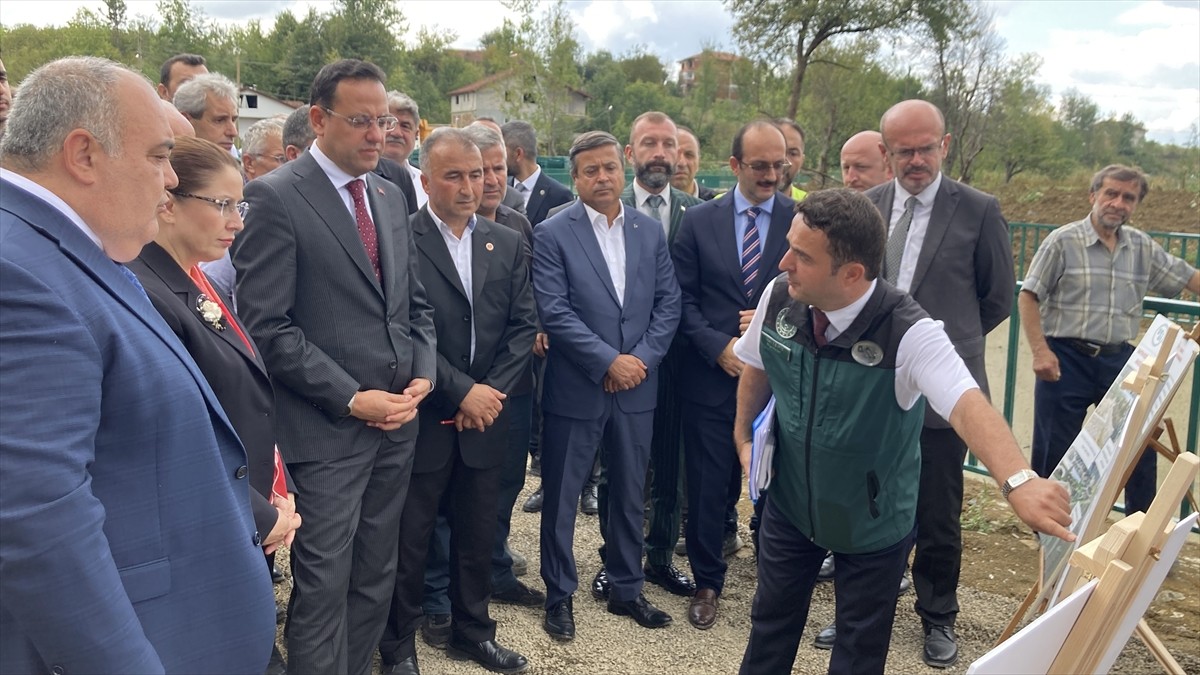 Tarım ve Orman Bakan Yardımcısı Ebubekir Gizligider, Bartın'da Kozcağız Barajı’nın su tutma...