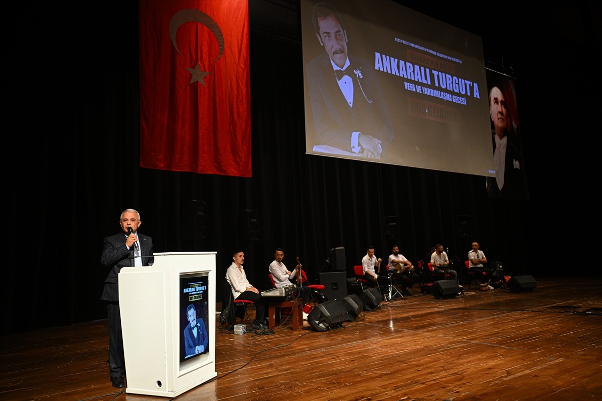 Yaşadığı sağlık sorunları nedeniyle bir süredir tedavi gören ve "Ankaralı Turgut" olarak bilinen...