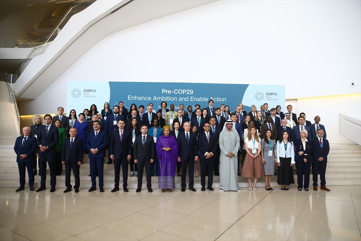 Bakü'de, Azerbaycan'ın 11-22 Kasım tarihlerinde ev sahipliği yapacağı Birleşmiş Milletler (BM)...