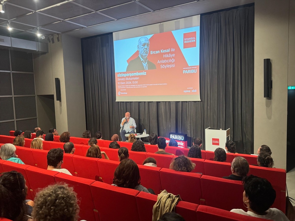 Oyuncu ve yazar Ercan Kesal'ın "hikaye" kavramına odaklandığı "Ercan Kesal ile Hikaye...