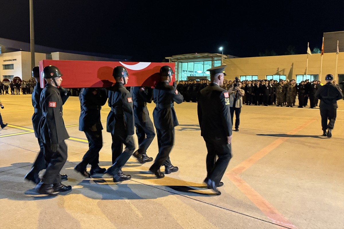 Pençe-Kilit Operasyonu bölgesinde bölücü terör örgütü mensuplarınca yapılan taciz atışı sonucu...