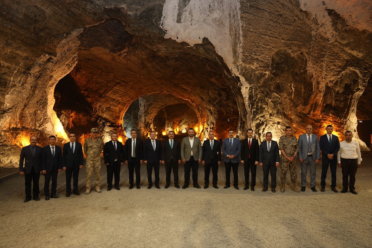 Serhat Kalkınma Ajansının 95. Yönetim Kurulu Toplantısı, Sanayi ve Teknoloji Bakan Yardımcısı Oruç...