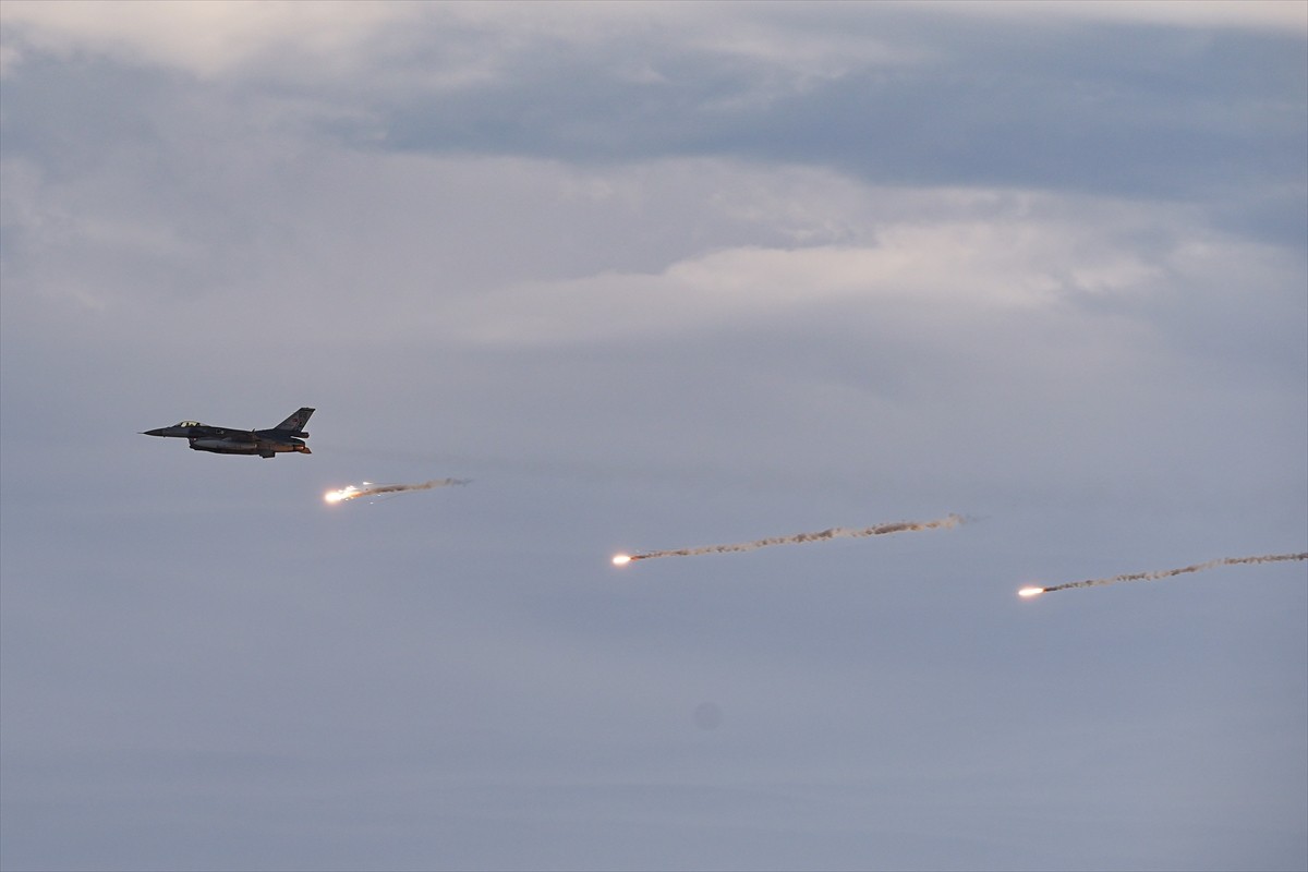 Türk Silahlı Kuvvetlerinin (TSK) ateş gücünün sergilendiği "Ateş Serbest- 2024" faaliyetinde...