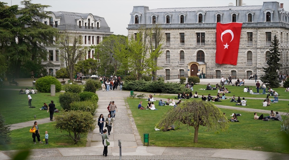 Boğaziçi Üniversitesinde kanserin daha hızlı ve hassas tanısı için "PathoSeg" ve "PathopixGAN"...