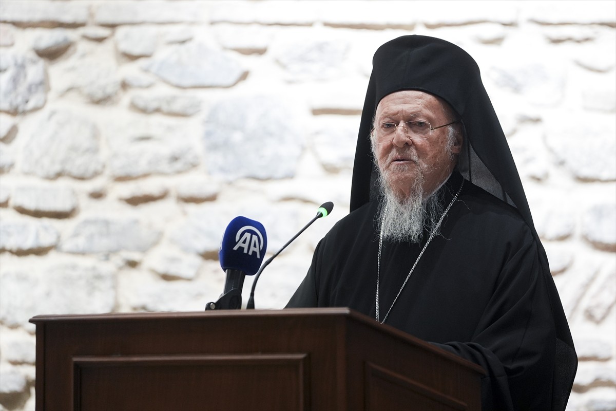 Fener Rum Patrikhanesi, Ortodoks Kilisesinin kurucusu kabul edilen Havari Aziz Andreas'ın yortusu...