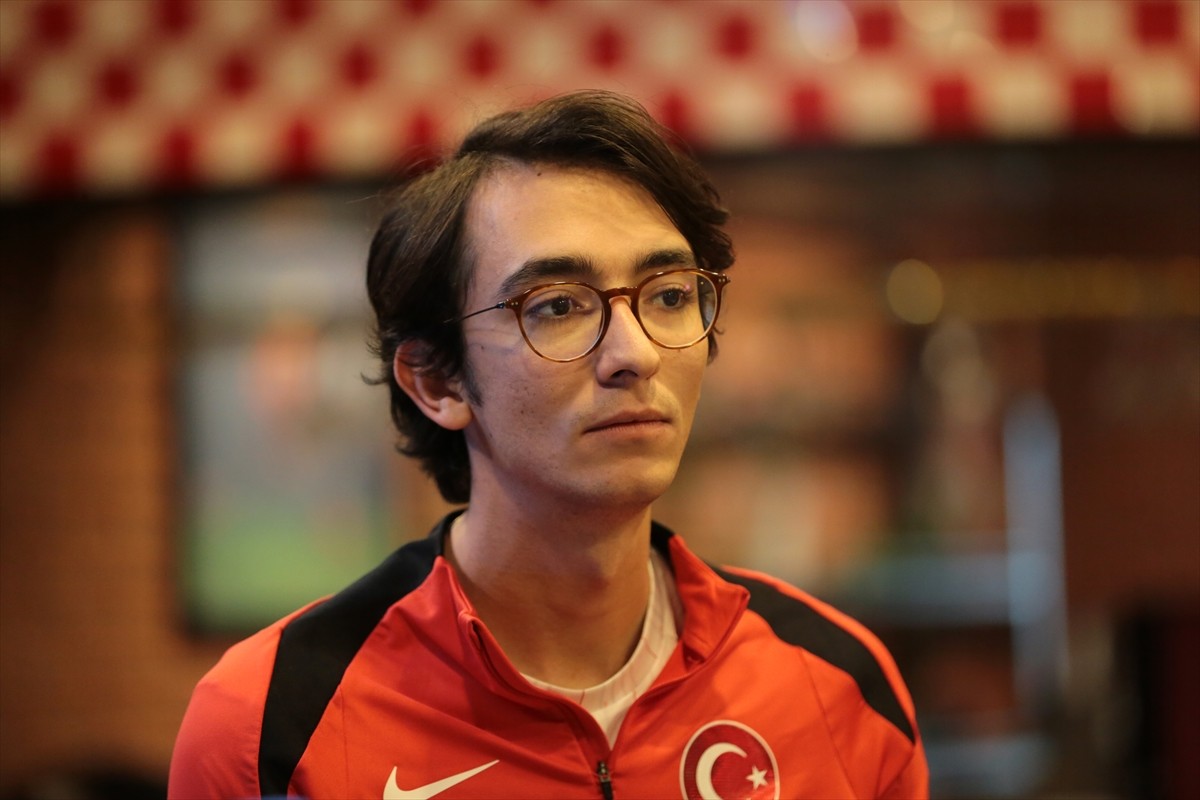 Olimpiyat ve dünya şampiyonu milli okçu Mete Gazoz, 2025 yılının eylül ayında Güney Kore'de...