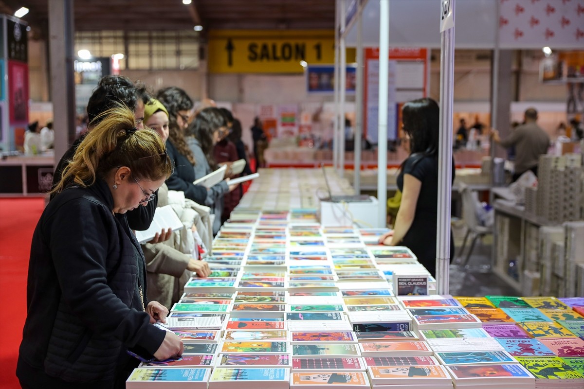 TÜYAP Fuarcılık Grubu tarafından, Türkiye Yayıncılar Birliği işbirliği, Diyarbakır Ticaret ve...