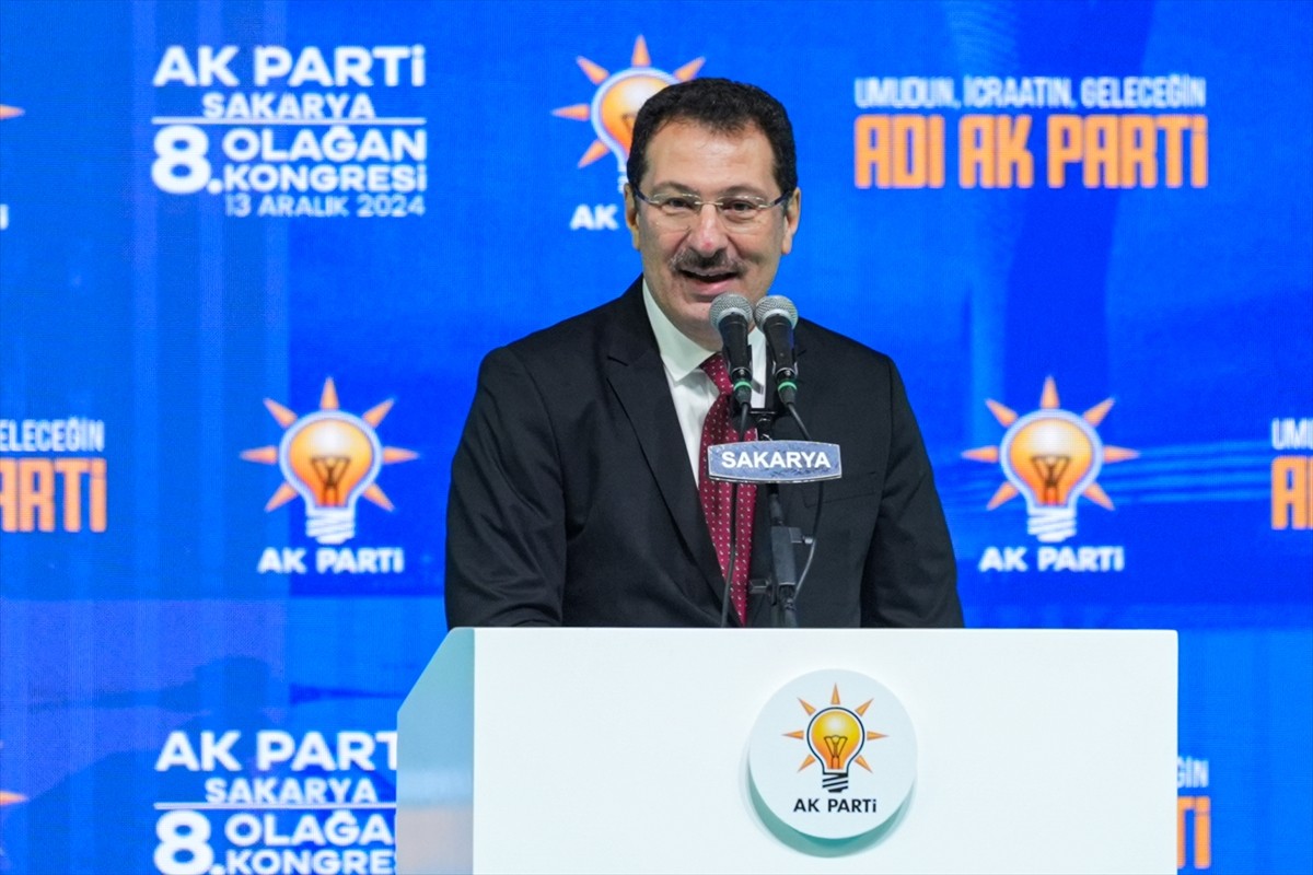 AK Parti Sakarya 8. Olağan İl Kongresi, Serdivan Spor Salonu'nda gerçekleştirildi. Kongreye...