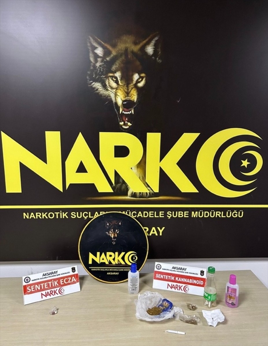  Aksaray'da düzenlenen uyuşturucu operasyonunda gözaltına alınan 6 zanlı tutuklandı.