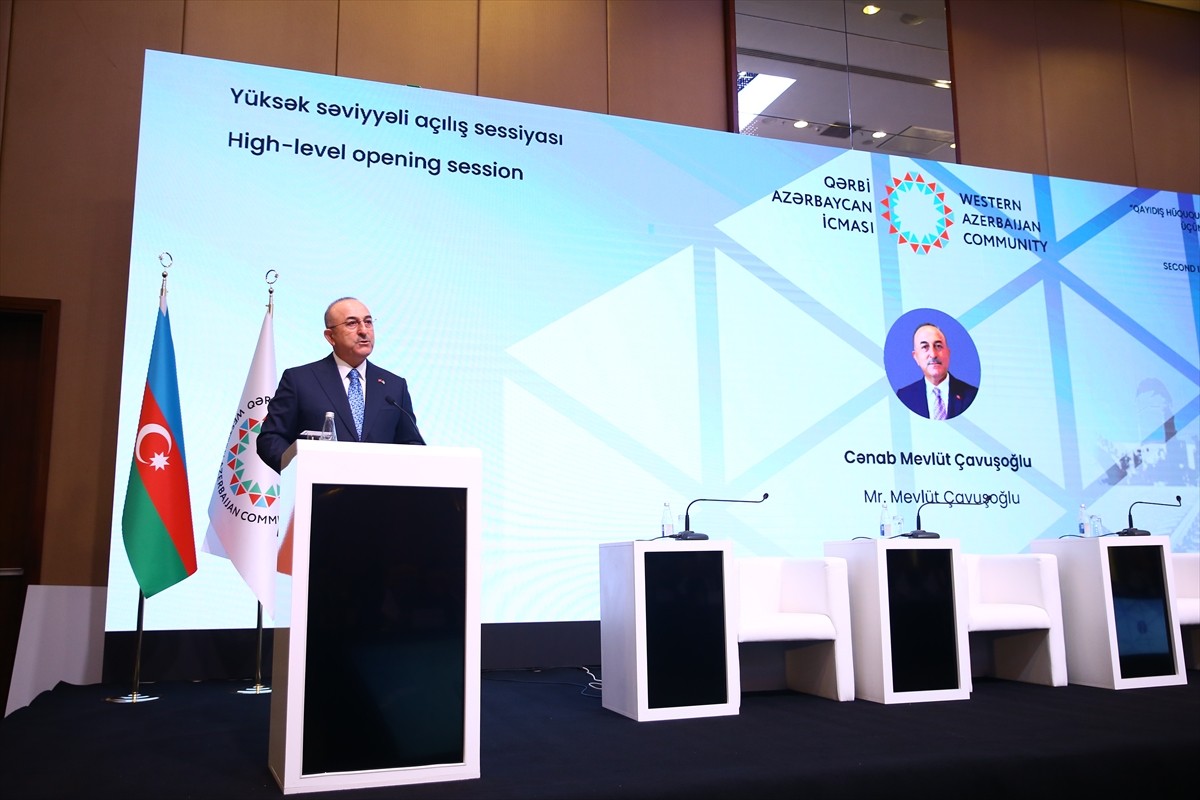 Azerbaycan'ın başkenti Bakü'de, "Geri Dönüş Hakkı-Ermenistan'dan Zorla Çıkarılmış Azerbaycanlılar...