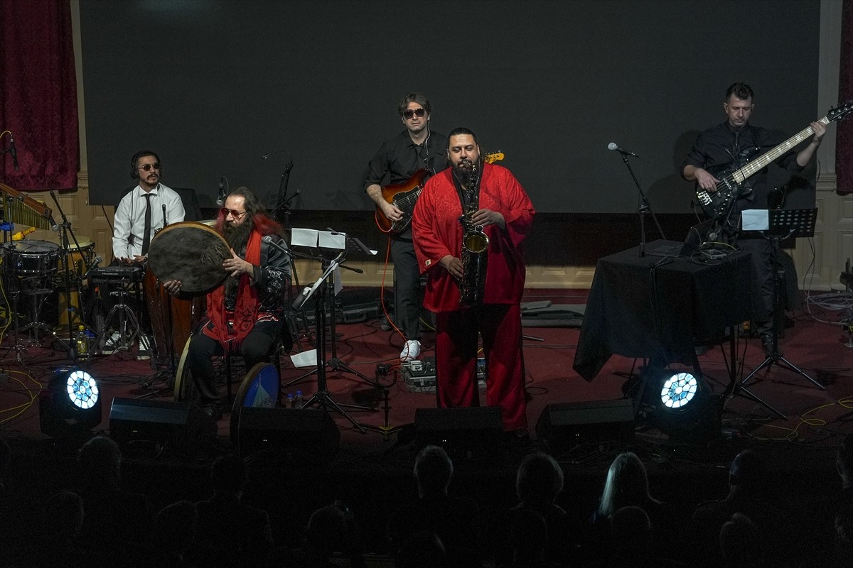 Bosna Hersek'in başkenti Saraybosna'da "Anadolu'dan Esintiler" Türk caz musikisi konseri...