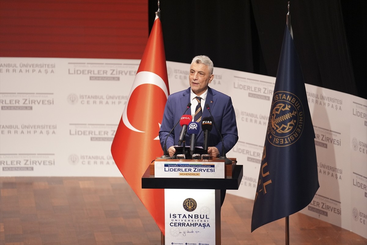 Bu yıl ikincisi düzenlenen İstanbul Üniversitesi-Cerrahpaşa Liderler Zirvesi, “Yerli Teknolojiler...