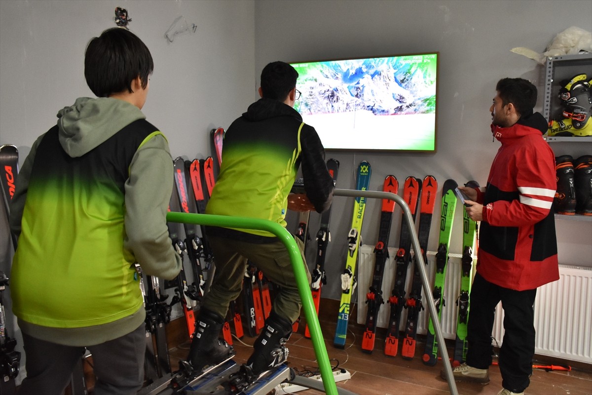 Bursa'da Orman Bölge Müdürlüğü bünyesinde faaliyet gösteren Ormanspor Kulübünce simülasyonla...