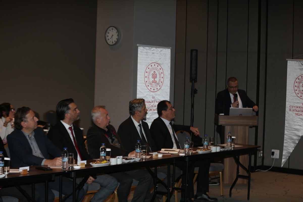 Çanakkale'de, İl Kültür ve Turizm Müdürlüğünce yaklaşık 2 bin 400 yıllık Büyük İskender Kültür...