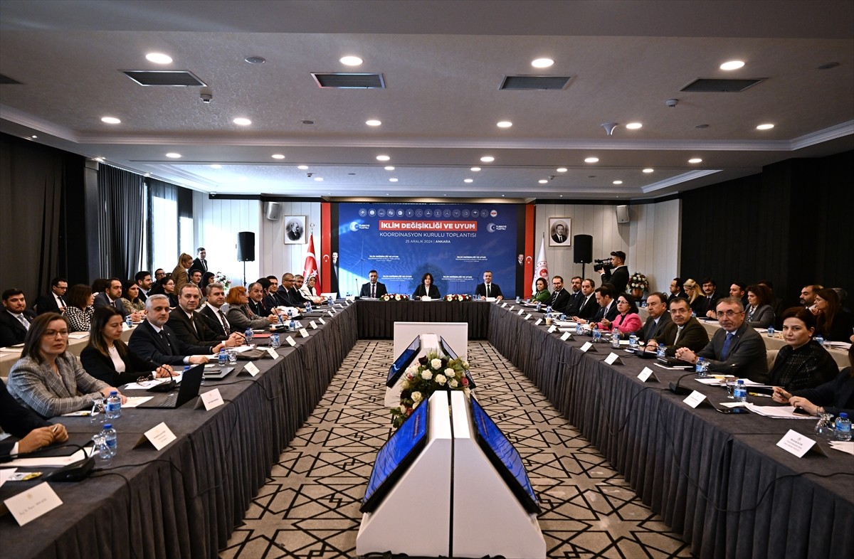 Çevre, Şehircilik ve İklim Değişikliği Bakan Yardımcısı Fatma Varank, İLBANK'ta düzenlenen İklim...