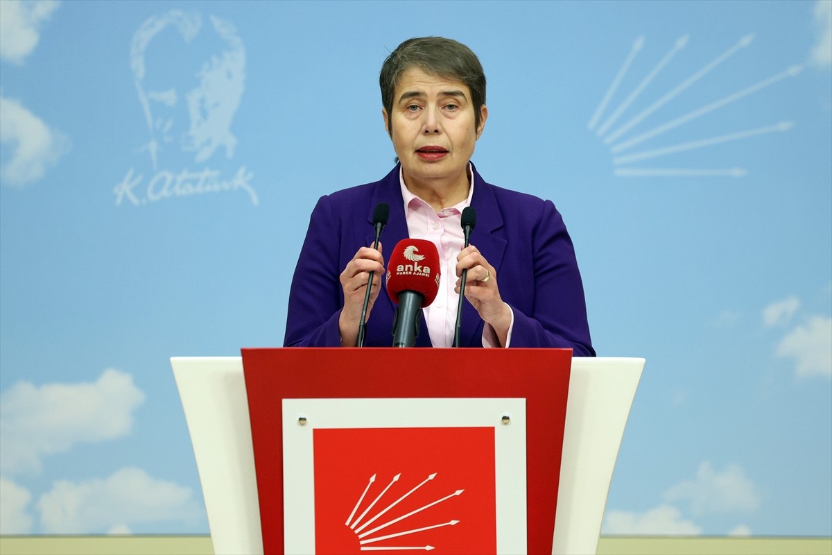 CHP Genel Başkan Yardımcısı Zeliha Aksaz Şahbaz, "Aile Hekimliği Sözleşme ve Ödeme Yönetmeliğinde...