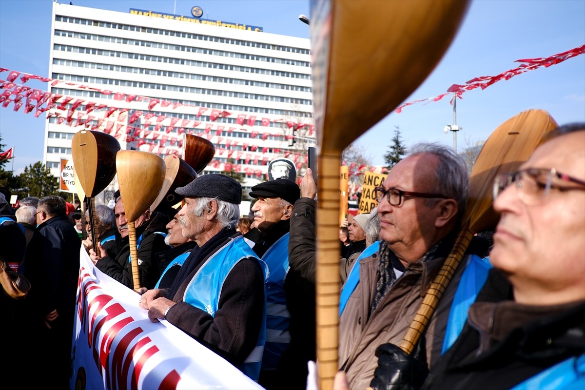 CHP Genel Başkanı Özgür Özel, Yurttaş Birlikteliği Platformu tarafından, yeni yılda uygulanacak...