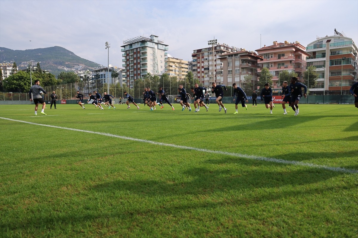 Corendon Alanyaspor, Trendyol Süper Lig'in 15. haftasında yarın deplasmanda Bellona Kayserispor...