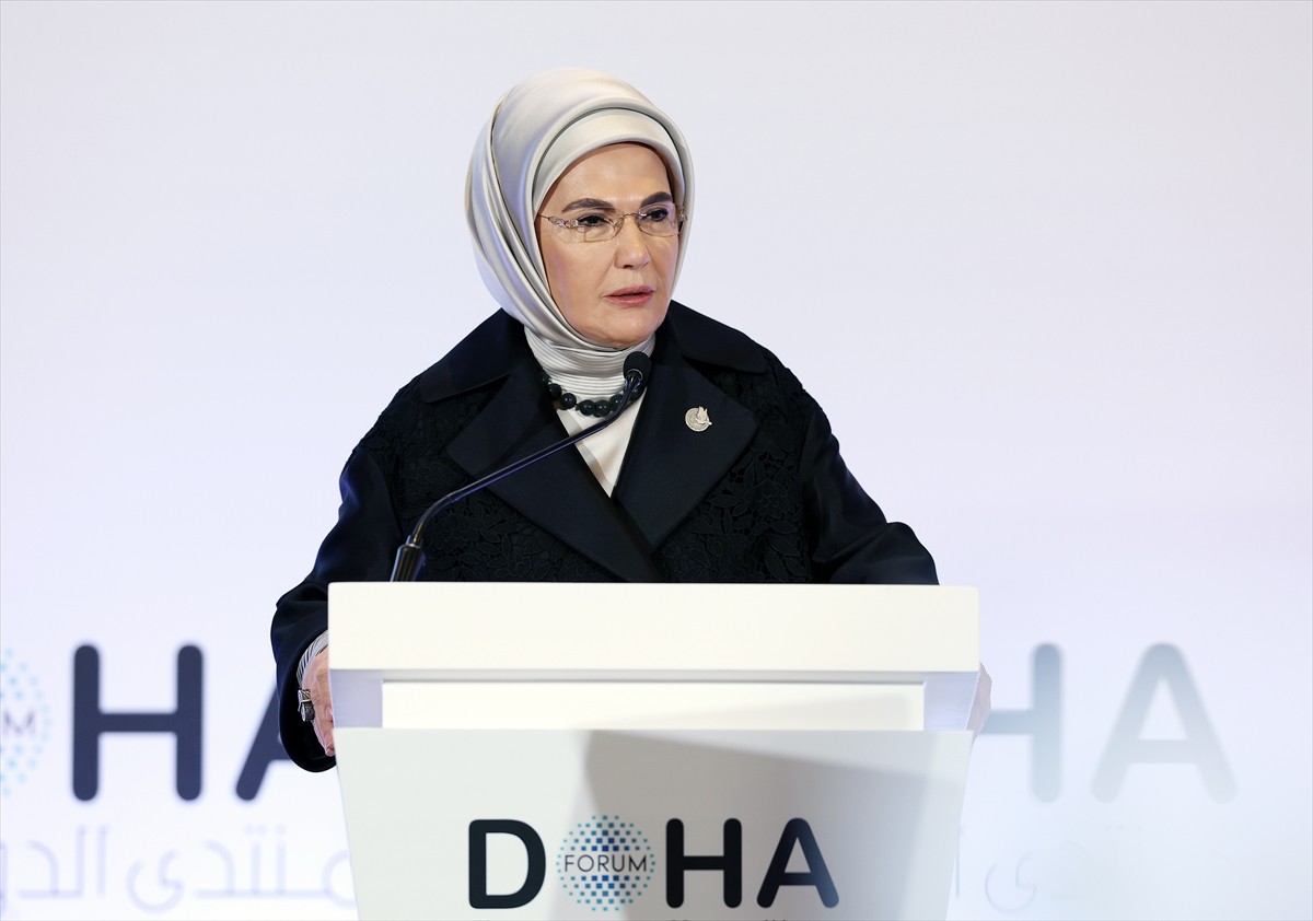  Cumhurbaşkanı Recep Tayyip Erdoğan'ın eşi Emine Erdoğan, Katar'ın başkenti Doha'da "Doha Forum...