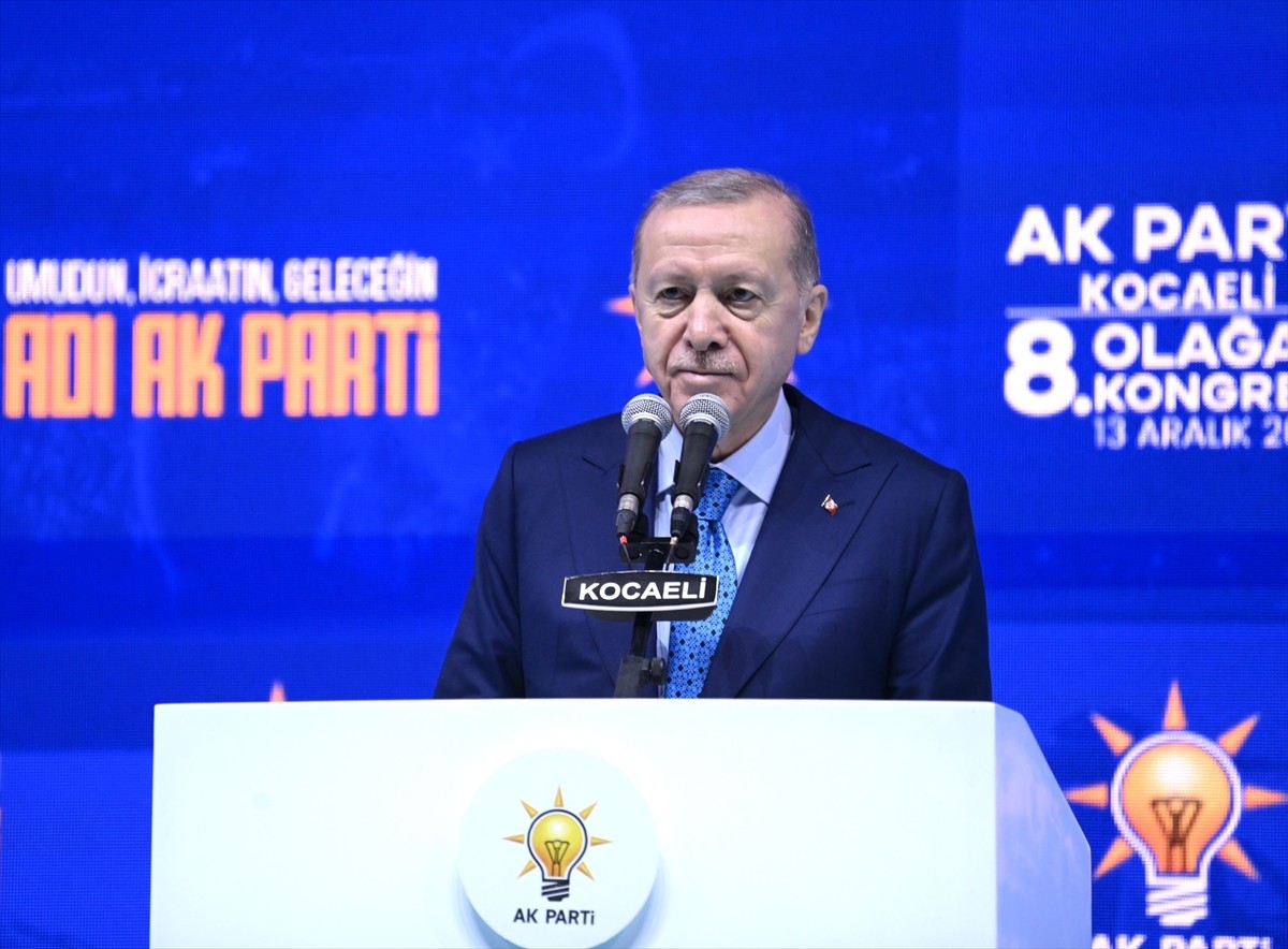 Cumhurbaşkanı ve AK Parti Genel Başkanı Recep Tayyip Erdoğan, Kocaeli'de, Şehit Polis Recep...