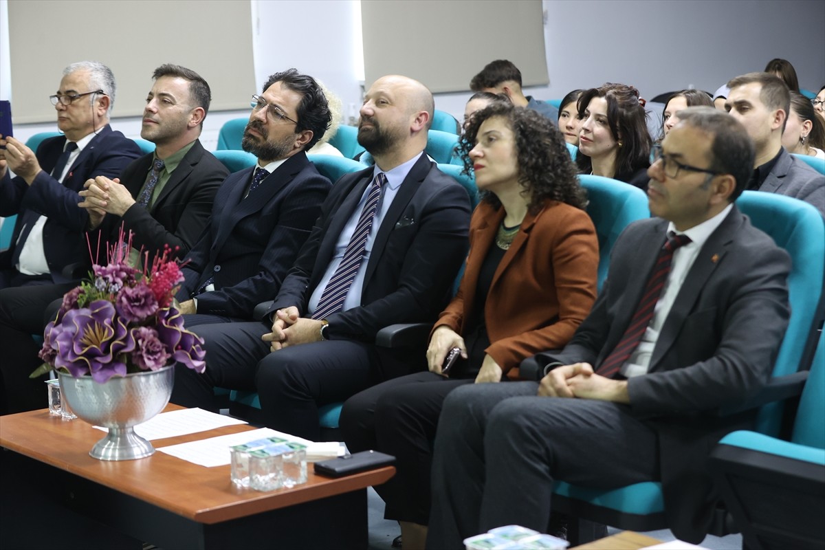 Devlet Opera ve Balesi Genel Müdürlüğü sanatçıları, "Genç Yetenek Taraması" programı kapsamında...