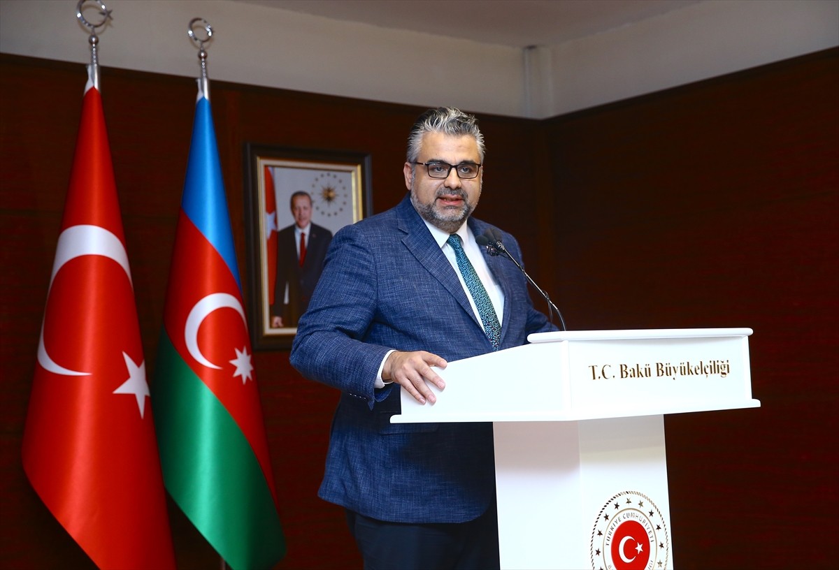 Dünya Türk İş Konseyi (DTİK) Avrasya Temsilciler Kurulu üyeleri, Azerbaycan'ın başkenti Bakü'de...